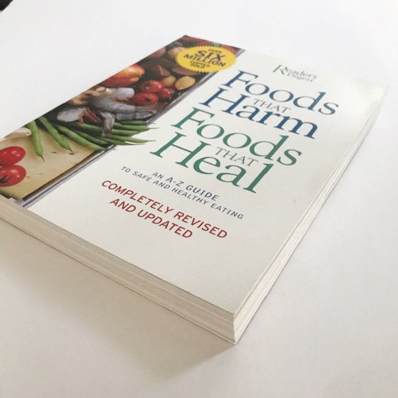 Foods That Harm Foods That Heal - A-Z Guide to Safe and Healthy Eating Softcover - Picture 3 of 7